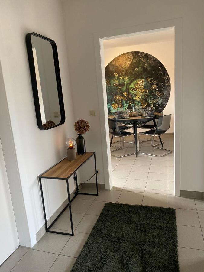 Bostel 1 - Modernes Dachgeschoss-Studio In Duisburg Meiderich, 4,7 Km Hbf, U-Bahn 250M, Flughafen Duesseldorf 28 Km, Landschaftspark 2,9 Km, 5 Gehminuten Von Herzklinik Entfernt Exteriér fotografie